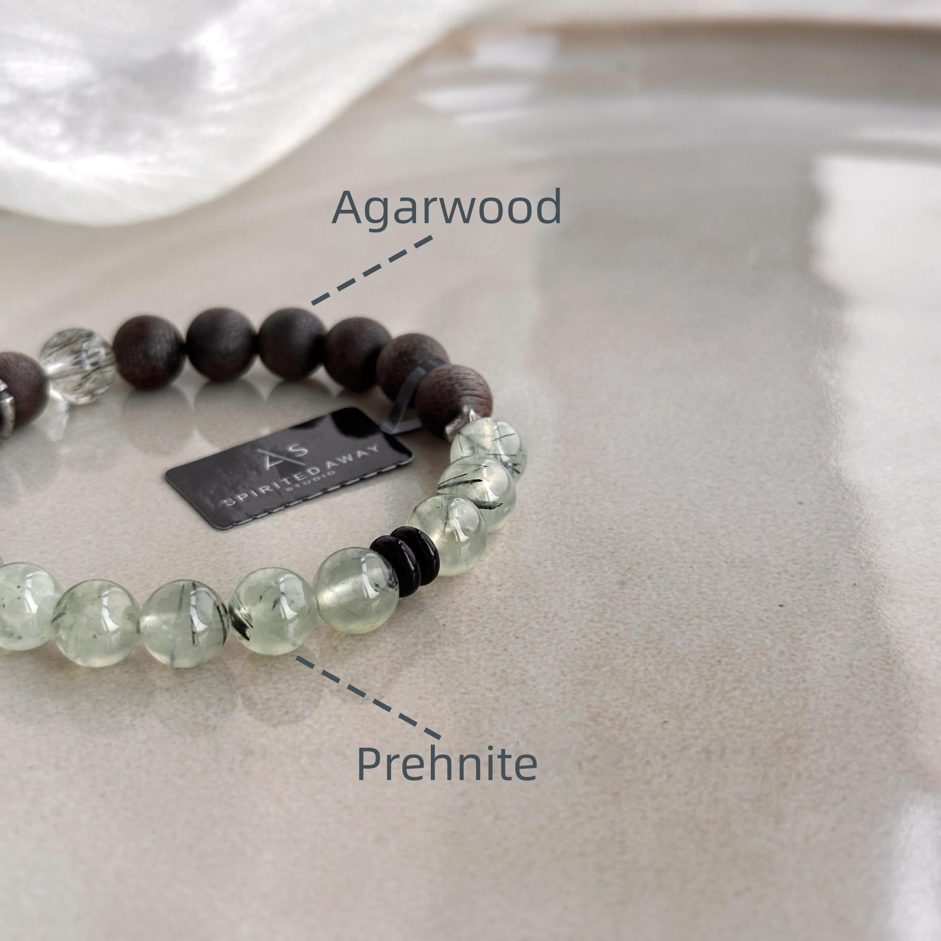 Agarwood & Prehnite